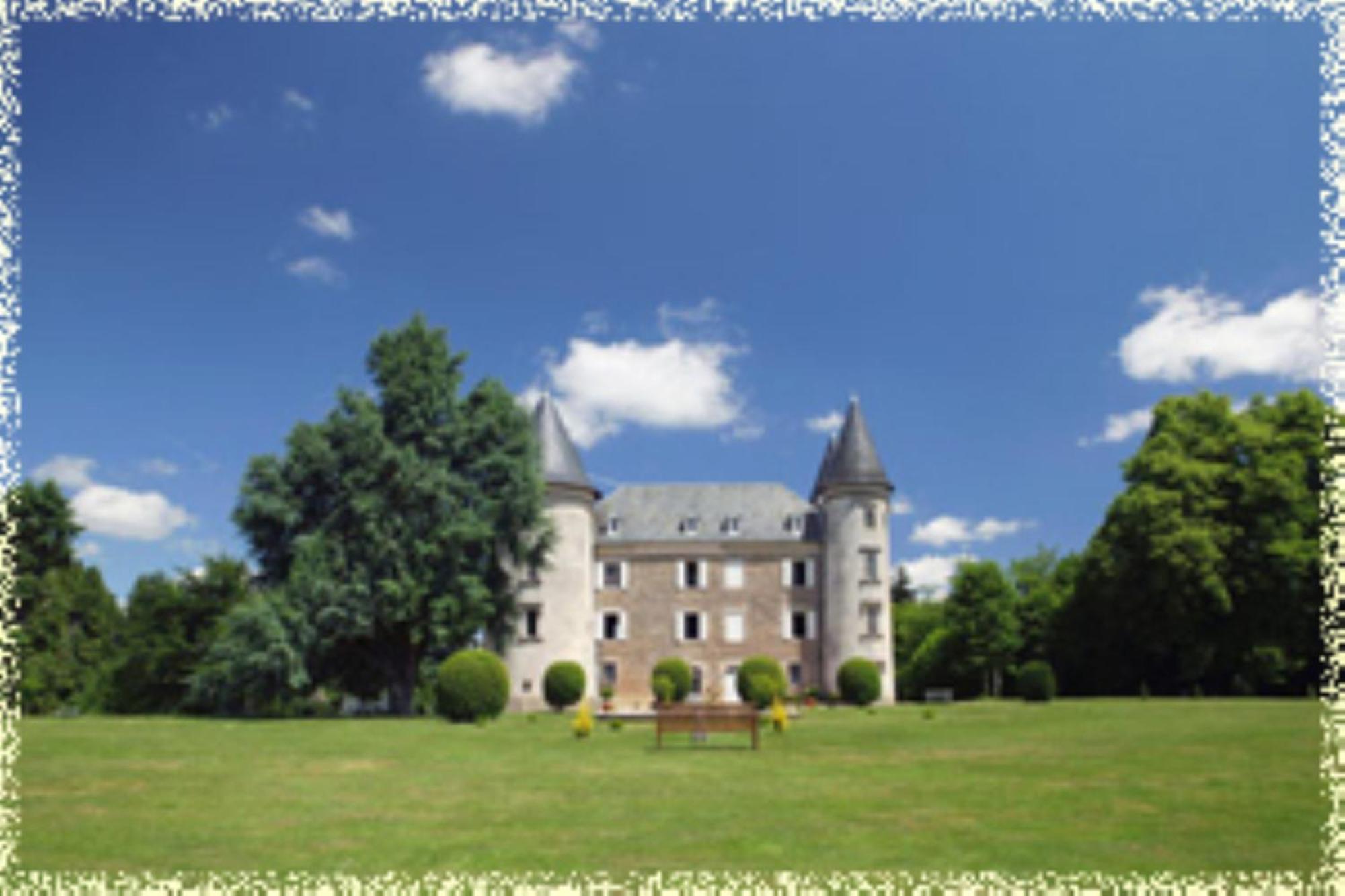 Hotellerie De Plein Air Camping Leychoisier Bonnac-la-Cote Bagian luar foto
